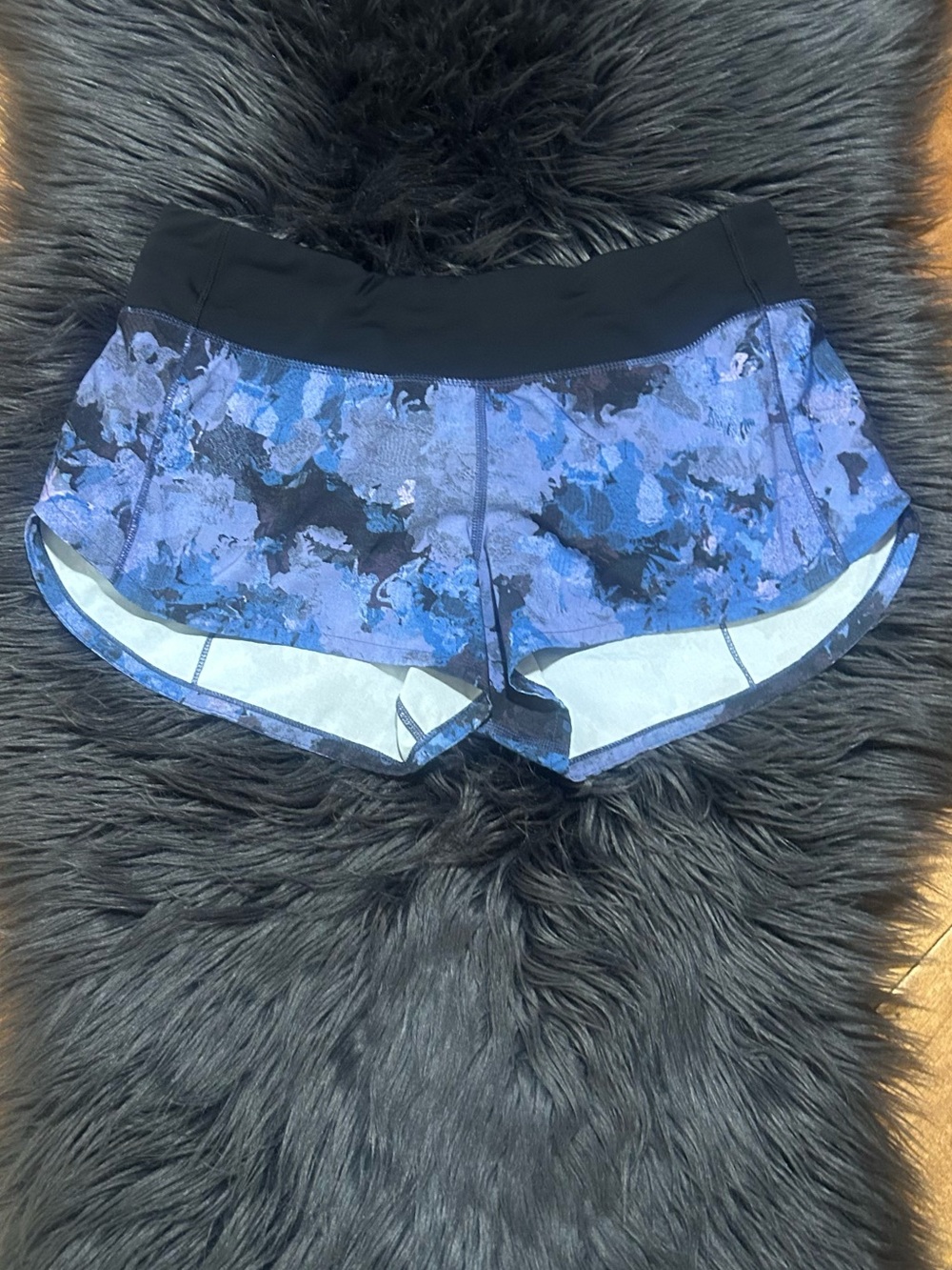 Lululemon Speed Up Short *2.5" Screen Camo Multicolor Black Size 6 - Picture 4 of 6